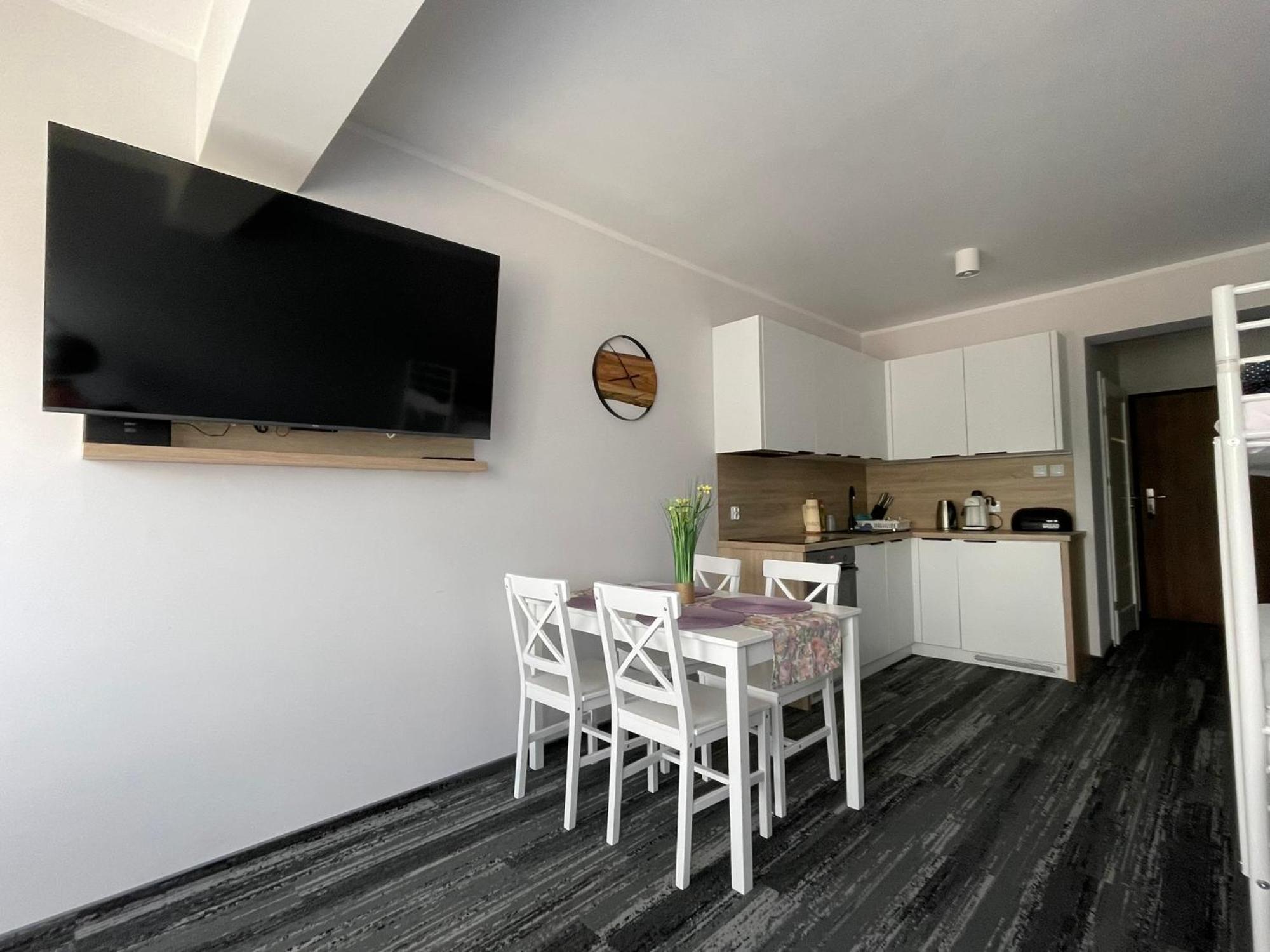 Апартаменты Apartament Planeta 209 Мельно Экстерьер фото